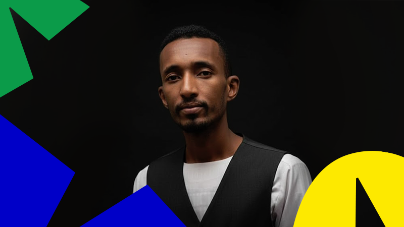 الشاعر/ محمد الامين ودآمنه